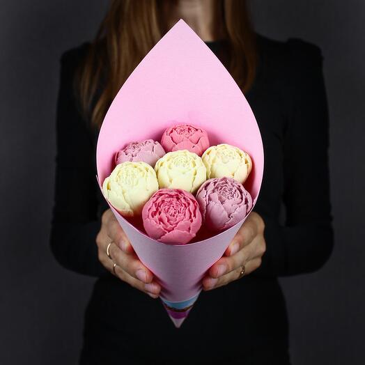 Bouquet of sweets "Bridget" pink