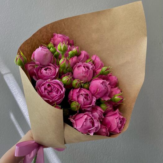 Bouquet of 7 sprigs of peony rose in craft 💕