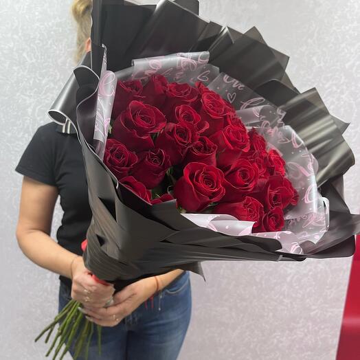 Розы Эквадор 25 штук 70 см
