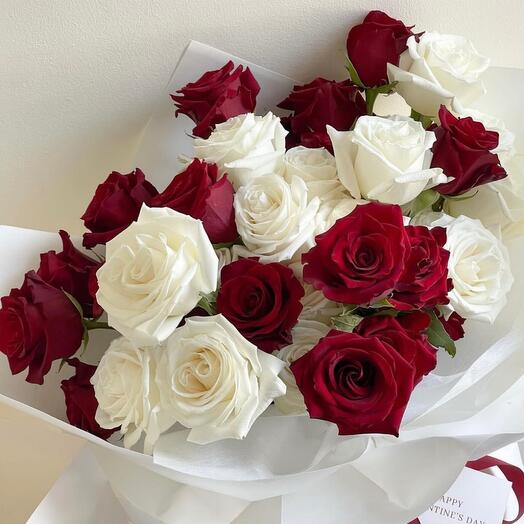 Bouquet of roses 23 pieces
