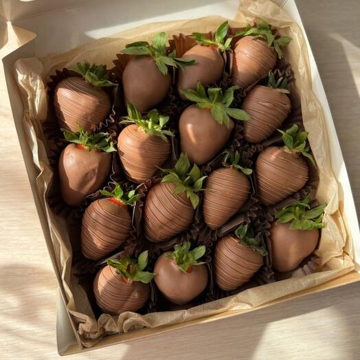 Свежая клубника в бельгийском шоколаде 🍓