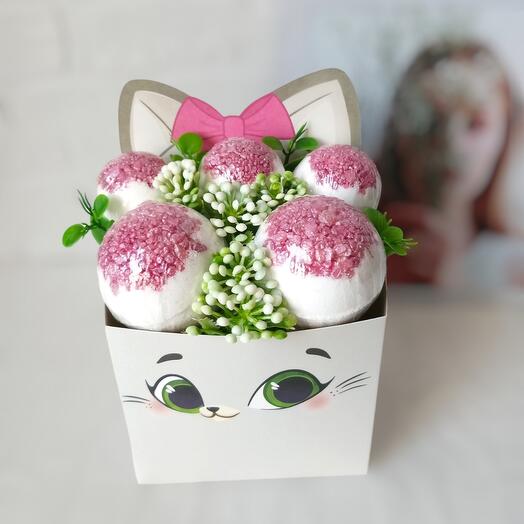 КОШЕЧКА Букет из бомбочек для ванны Rose
