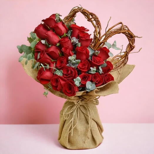 Heartfelt Affection 25 Roses Bouquet With In Heart