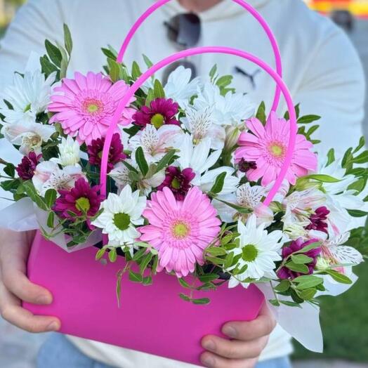 Цветы в коробке