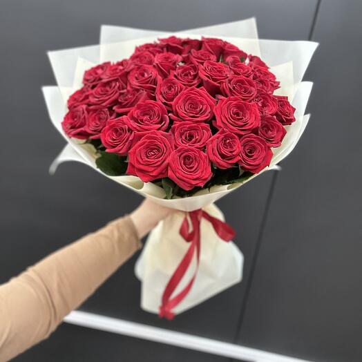 35 КРАСНЫХ РОЗ