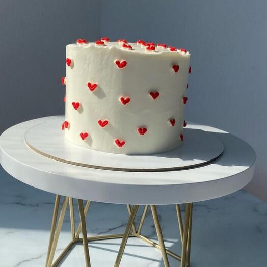 Cake with hearts (it is possible to add an inscription)