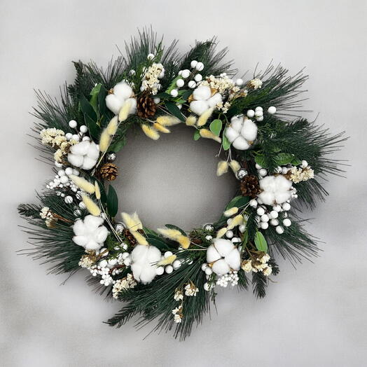 Artificial Christmas Wreath with Dried Flowers and White Ornaments – 40x40cm