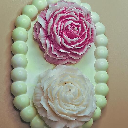 Свечи интерьерные из оливкового воска, 2 пиона