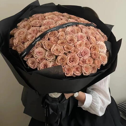 99 Cappuccino Roses Bouquet