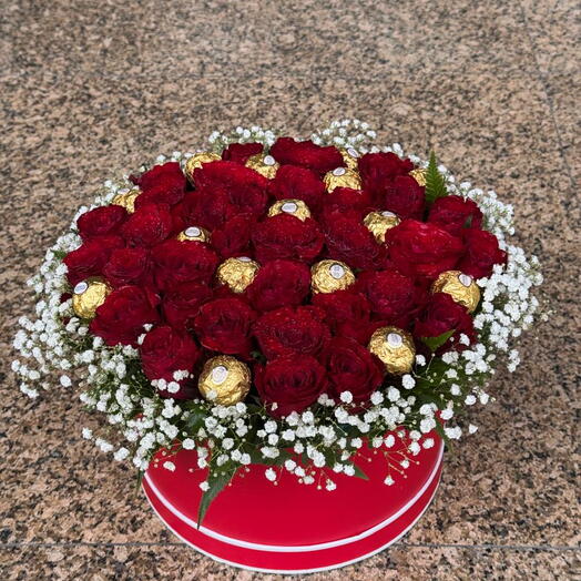 Sweet Love: 35 Stems of Red roses with 15 pcs of ferrero rocher in a round box