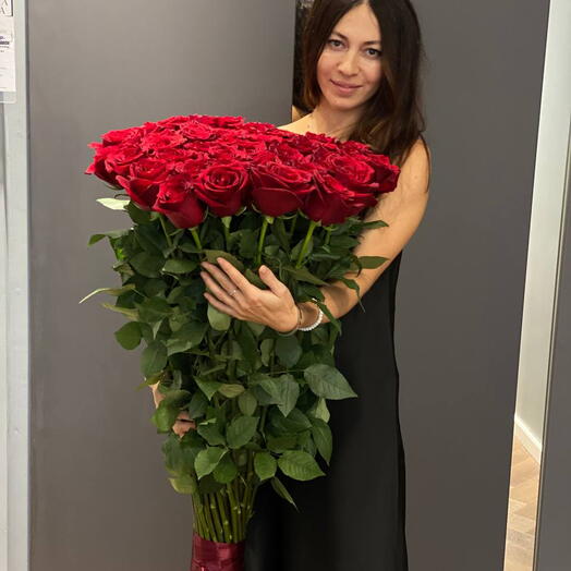 51 роза 120см на атласной ленте