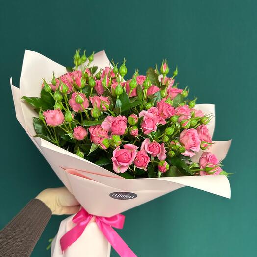 Bouquet of 9 bush roses