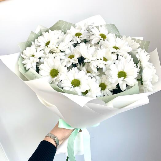 Bouquet of 7 chamomile chrysanthemums