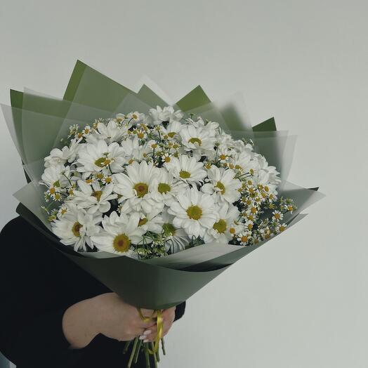Букет с ромашками