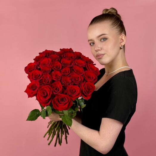 Букет из 29 красных роз