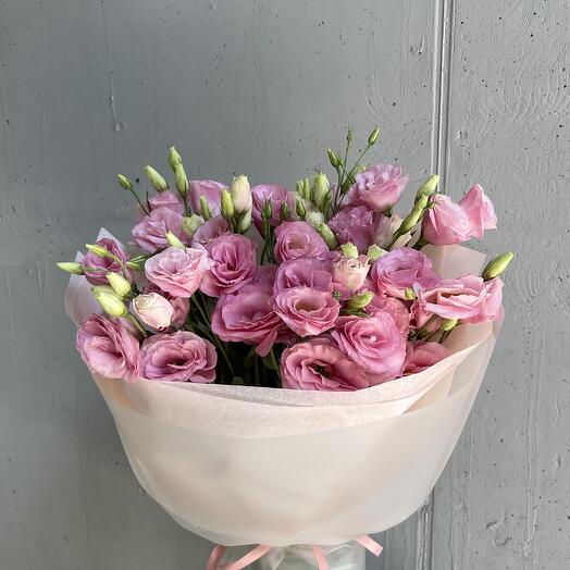 Моно букет из лизиантусов