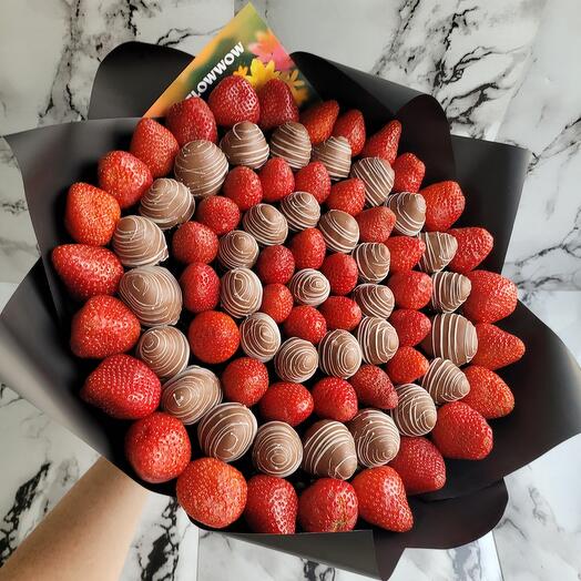 Букет из клубники в шоколаде