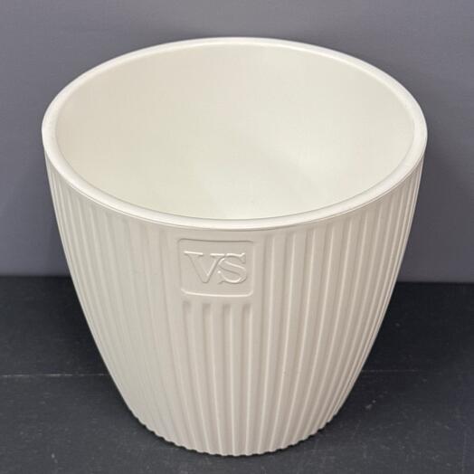 Белый пластиковый горшок 4,5 л