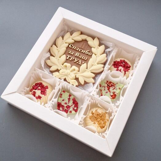 Набор шоколада подарок благотворительность тренеру, врачу учителю