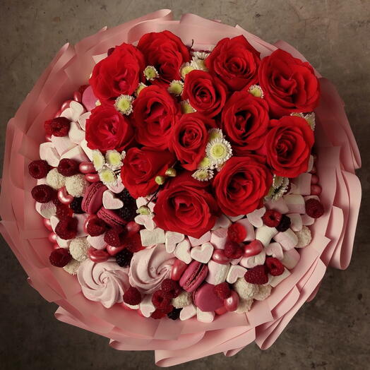 Букет из зефира и маршмеллоу "Сладкая симфония"