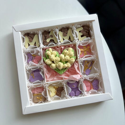 Шоколад ручной работы для мамы с зайками