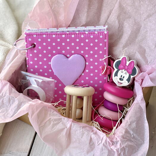 Подарочный набор для новорожденной