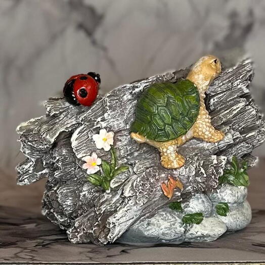 Декоративное кашпо "Черепаха на пеньке"