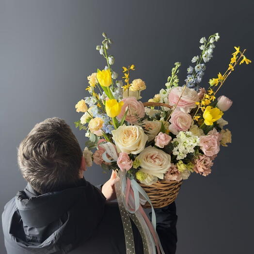 Корзина цветов 48