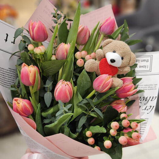 Pink tulips 11pcs with bear