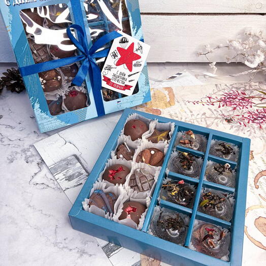 Подарочный набор из чайных бомбочек и конфет к 23 февраля