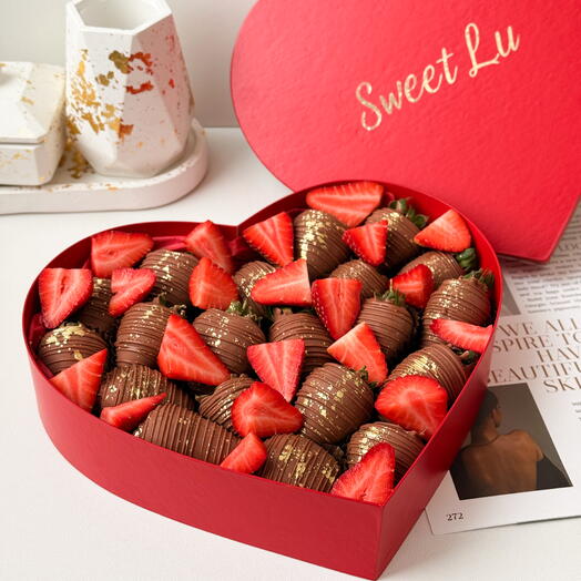 Клубника в шоколаде яркий сочный набор подарок для любимой 🍓