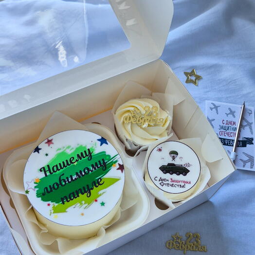 Бенто-торт и капкейки для папы на 23 февраля