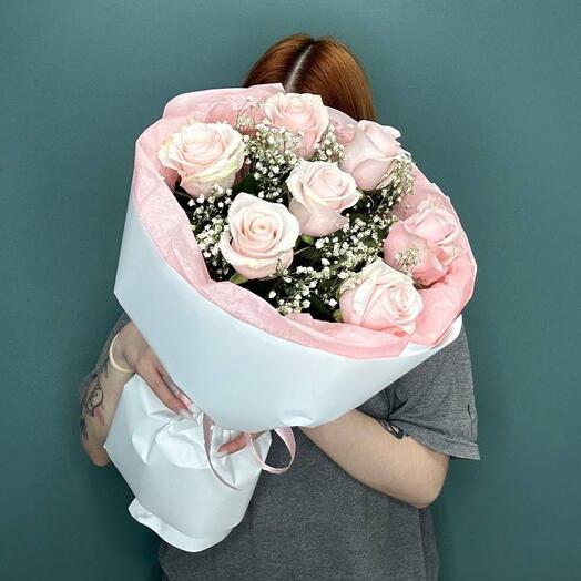 Букет из нежных розовых роз и белой гипсофилы🌸🥹
