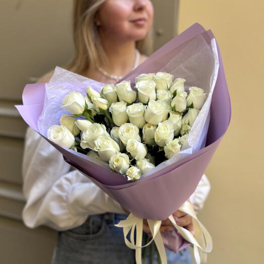 Монобукет "Белоснежка" из кустовых роз