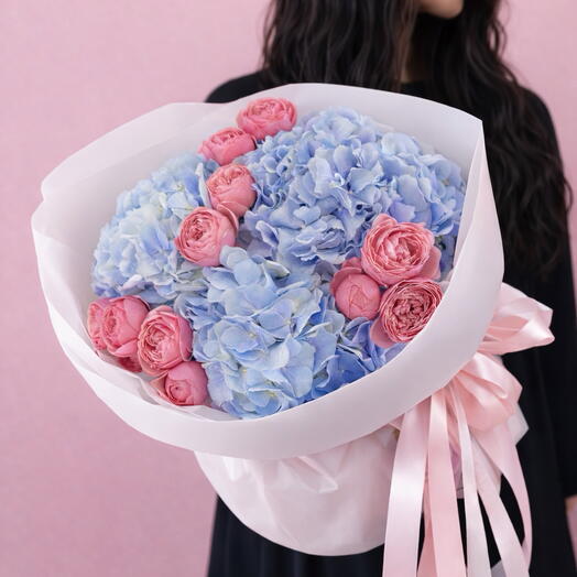 💐Bouquet of peony spray roses and hydrangeas