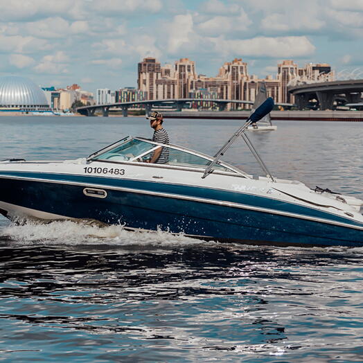 Катер FOUR WINNS H240 9 гостей 1 час