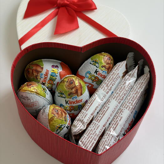 Подарочное сердце Kinder