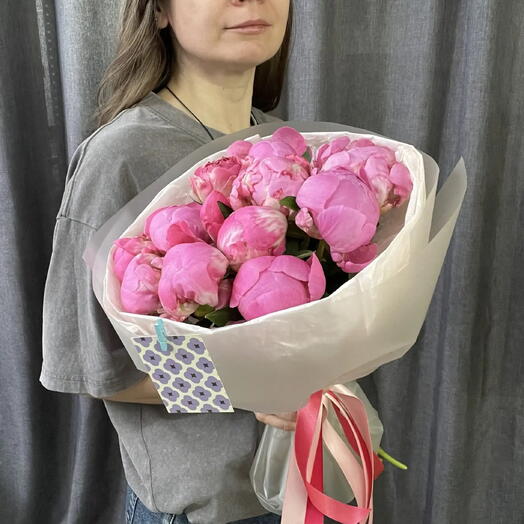 Монобукет из 11 пионов