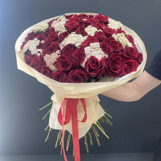 Роза красная 55шт