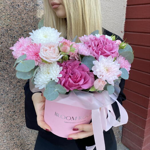 ☺️💞Композиция с пионовидной розой и хризантемами
