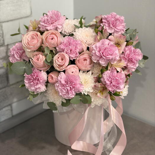 Нежная коробочка с диантусами 🌸💕💓
