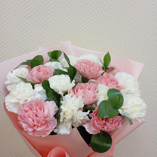 🌸🌸🌸🌸🌸 Букет из нежных гвоздик с рускусом
