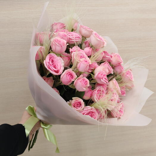 Букет кустовых роз💗🩷💕
