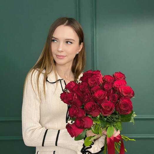 Букет из 25 красных роз Кения