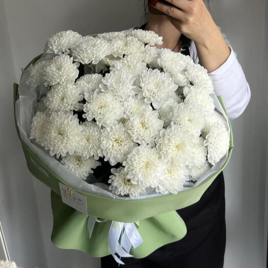Букет махровых белых хризантем Гигант 🍀