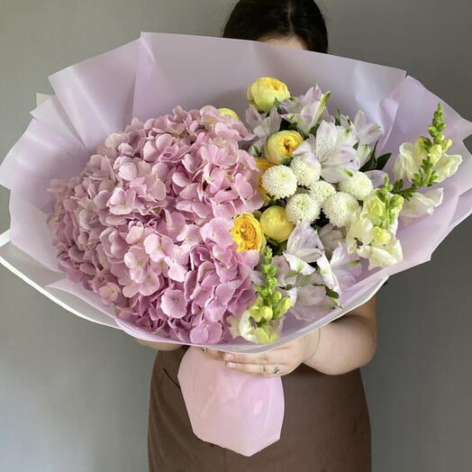 Пышный букет гортензии, кустовой пион.розы, альстромерии🩷🤗🌸