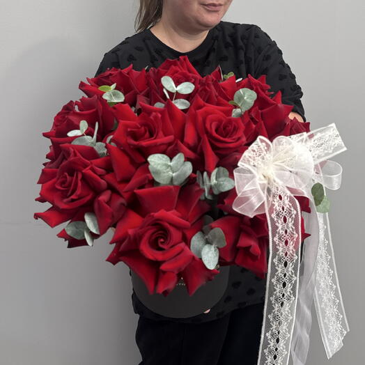 Французские розы в коробке