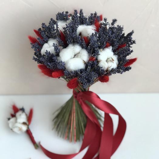 Bouquet of lavender and red lagurus
