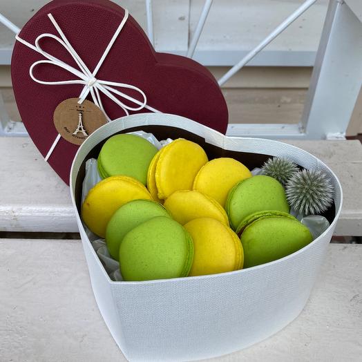 Macaranas 10 in a box