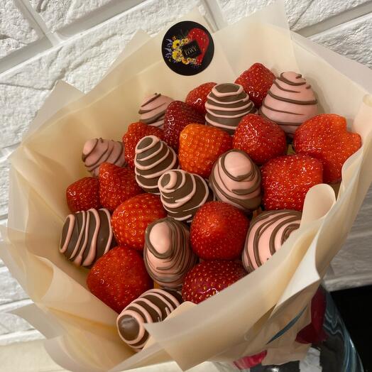 Ramo de fresas cubiertas de chocolate